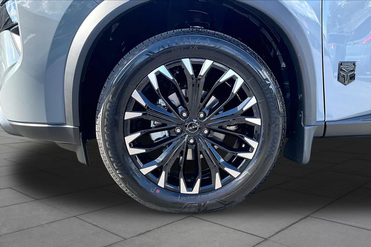 New 2027 Nissan Rogue SV FWD image 11