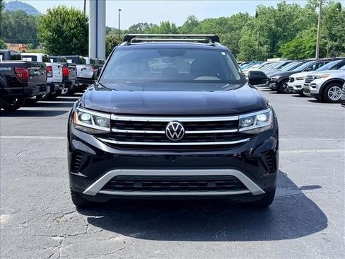 Used 2023 Volkswagen Atlas Cross Sport SE w/ Panoramic Sunroof Package FWD image 9