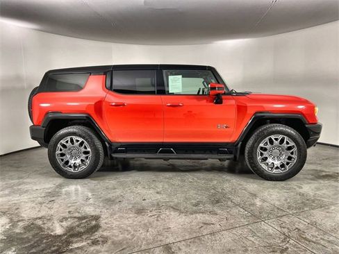 Used 2025 GMC Hummer EV 3X image 9