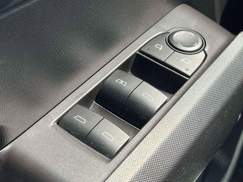 Used 2023 GMC Canyon Elevation w/ Convenience Package AWD/4WD image 19