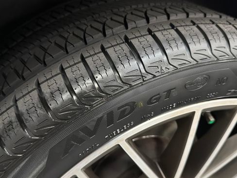 Used 2023 Porsche Cayenne AWD/4WD image 18