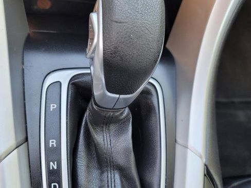 Used 2014 Ford Fusion SE image 17