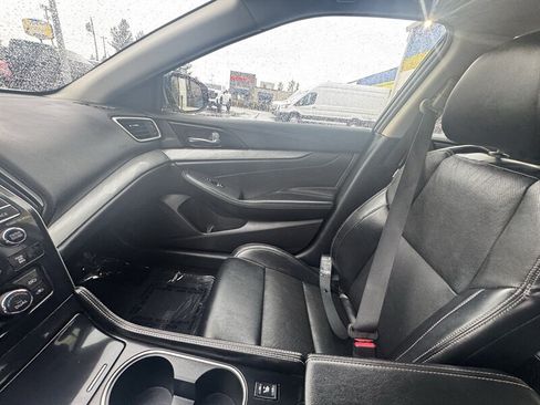 Used 2017 Nissan Maxima 3.5 SV FWD image 10