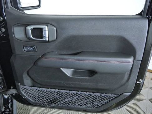 Used 2020 Jeep Gladiator Rubicon AWD/4WD image 11