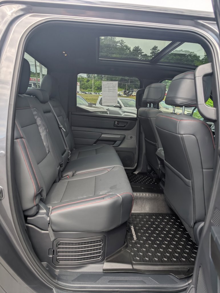 Used 2026 Toyota Tundra Limited AWD/4WD image 17