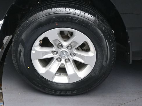 Used 2023 RAM 1500 Laramie image 37