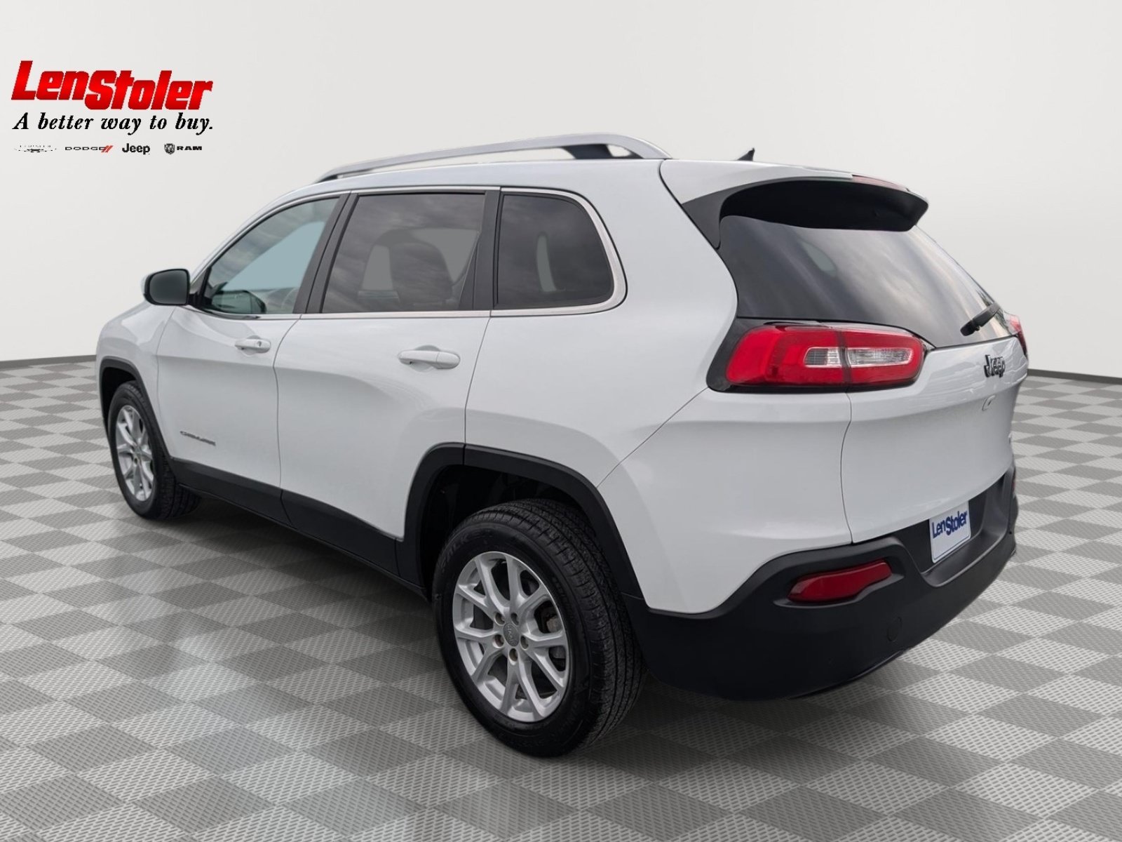 Used 2015 Jeep Cherokee Latitude FWD image 3