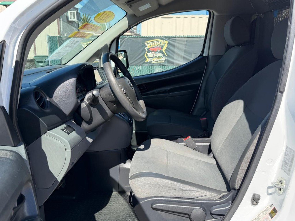 Used 2021 Nissan NV200 S FWD image 23