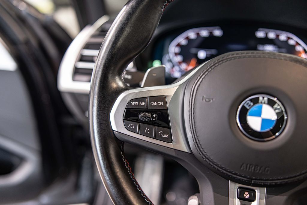 Used 2023 BMW X4 M40i AWD/4WD image 26
