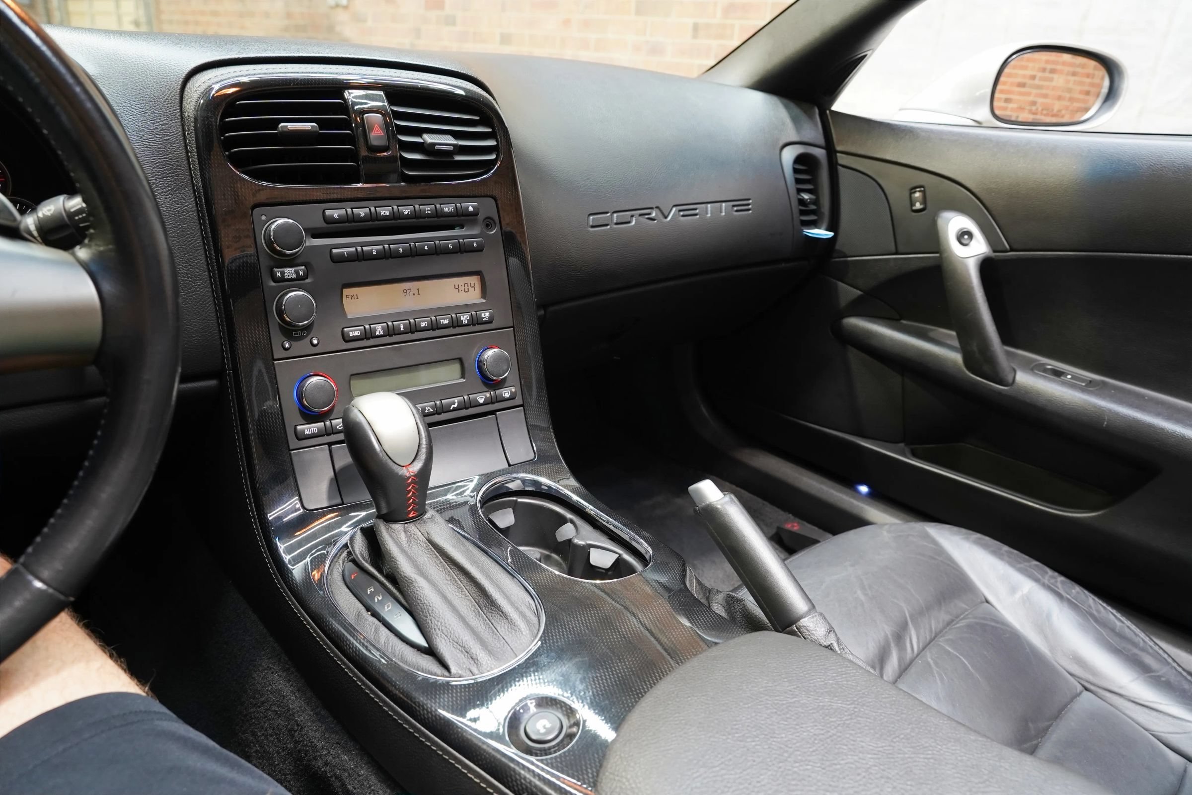 Used 2008 Chevrolet Corvette Coupe RWD image 50