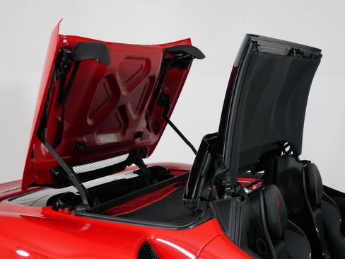 Used 2025 Ferrari 296 GTS RWD image 23
