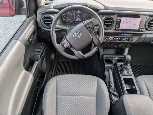 Used 2022 Toyota Tacoma SR AWD/4WD image 15