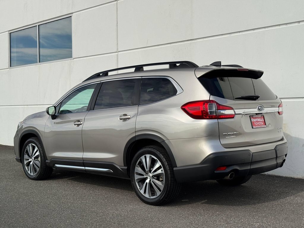 Used 2019 Subaru Ascent Limited AWD/4WD image 5