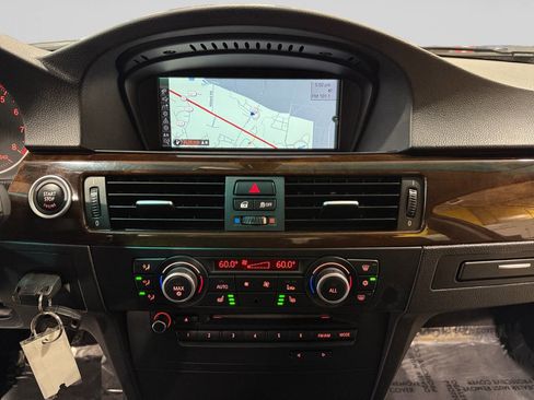 Used 2011 BMW 335i Sedan image 15