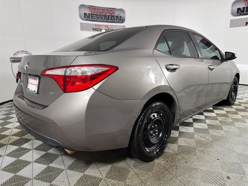 Used 2016 Toyota Corolla LE image 3