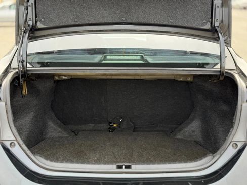 Used 2018 Toyota Corolla L image 26