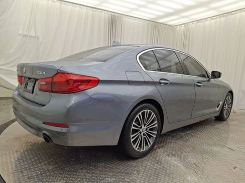 Used 2017 BMW 530i xDrive image 25