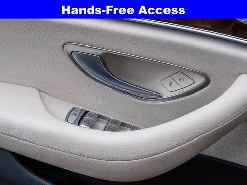 Used 2017 Mercedes-Benz E 400 4MATIC Wagon image 14