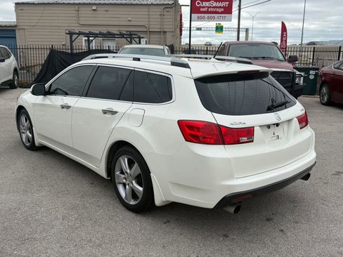 Used 2011 Acura TSX Sport Wagon image 2
