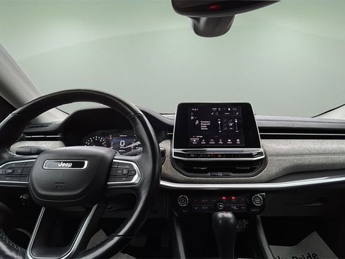 Used 2022 Jeep Compass Latitude w/ Convenience Group image 13