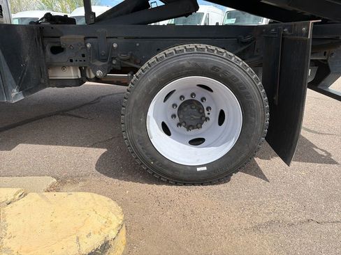 Used 2023 Ford F550 4x4 Regular Cab Super Duty image 26