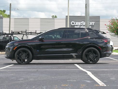 Used 2024 Chevrolet Equinox EV RS AWD/4WD image 7