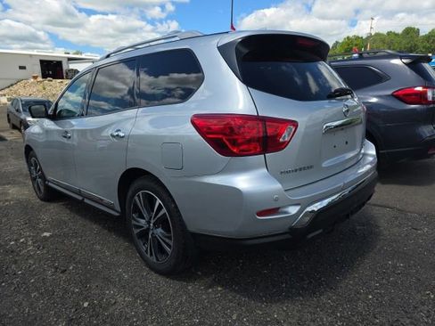 Used 2020 Nissan Pathfinder Platinum AWD/4WD image 9