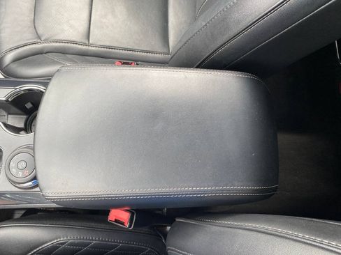 Used 2017 Ford Explorer Platinum AWD/4WD image 19