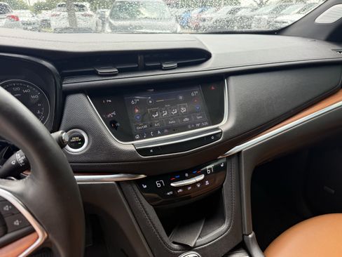 Used 2023 Cadillac XT5 Premium Luxury w/ Technology Package FWD image 19