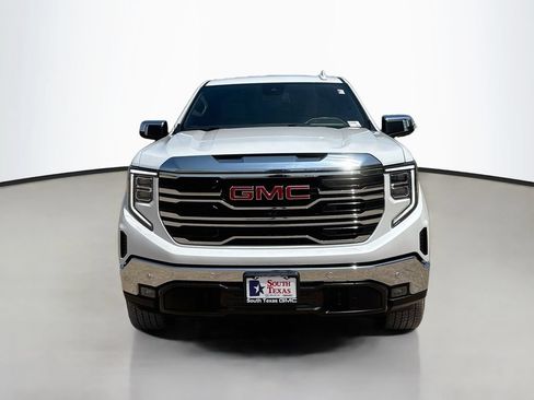 Used 2023 GMC Sierra 1500 SLT RWD image 2