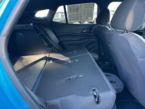 Used 2026 Chevrolet Trax RS image 46