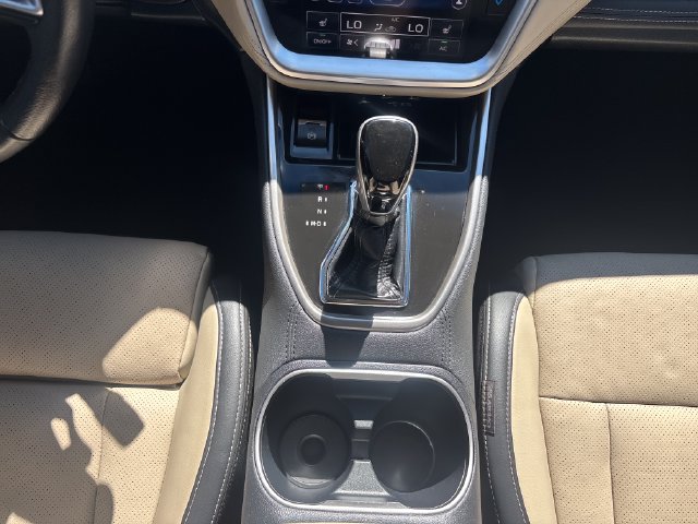 Used 2020 Subaru Outback Limited w/ Popular Package #2 AWD/4WD image 15