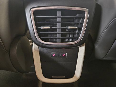 Used 2019 Lincoln Nautilus Reserve image 33