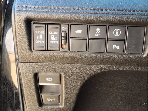 Used 2023 Honda Odyssey Elite image 13
