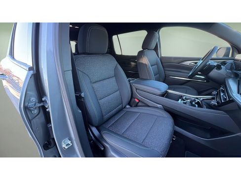 New 2026 Chevrolet Traverse LT image 32