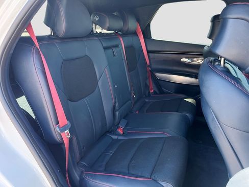 Used 2025 Genesis GV70 3.5T Sport image 27