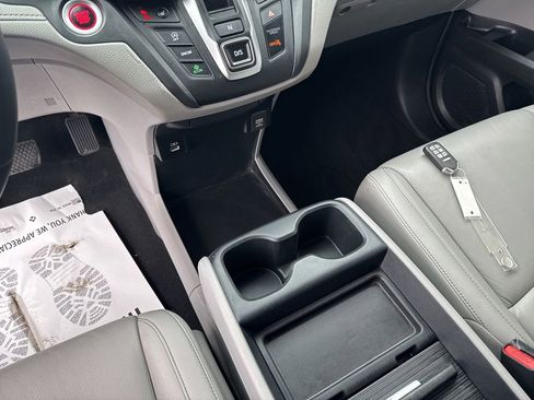 Certified 2023 Honda Odyssey EX-L image 18