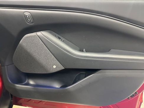 Used 2022 Ford Mustang Mach-E Premium image 12