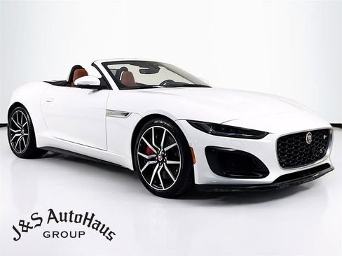 Used 2022 Jaguar F-TYPE R image 1