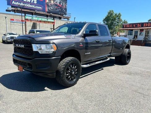 Used 2019 RAM 3500 Tradesman AWD/4WD image 2