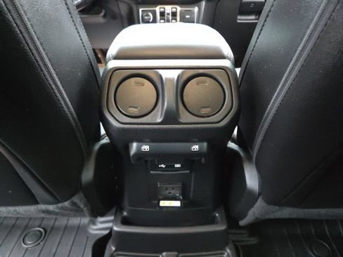Used 2020 Jeep Wrangler Unlimited Sahara w/ Dual Top Group AWD/4WD image 35