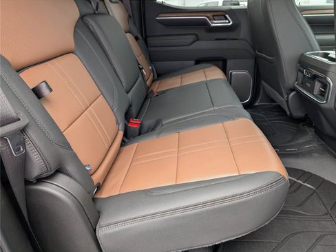 New 2026 Chevrolet Silverado 1500 High Country AWD/4WD image 38