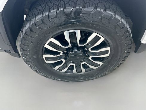 Used 2024 GMC Sierra 2500 Denali Ultimate w/ Max Trailering Package image 33