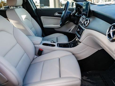 Used 2020 Mercedes-Benz GLA 250 4MATIC image 17