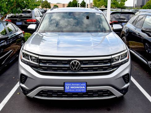 Used 2023 Volkswagen Atlas SE w/ Panoramic Sunroof Package AWD/4WD image 13