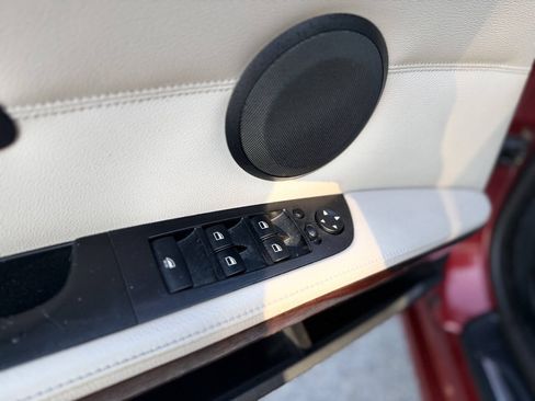 Used 2011 BMW 328i Convertible RWD image 11