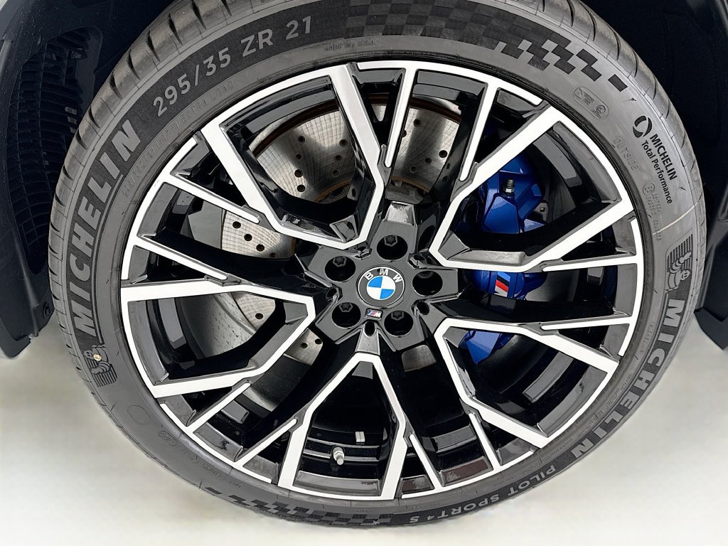 New 2026 BMW X5 M Competition w/ Executive Package AWD/4WD image 29
