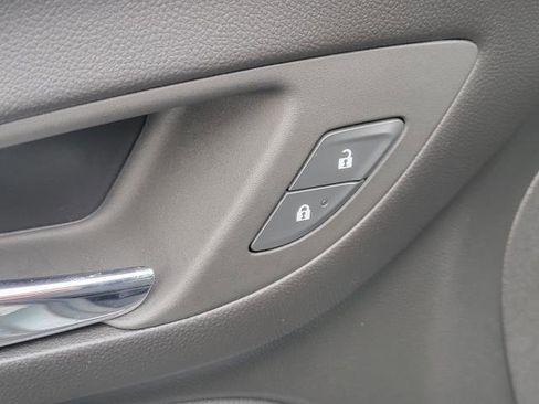 Used 2024 Chevrolet Equinox LT w/ LPO, Floor Liner Package image 7