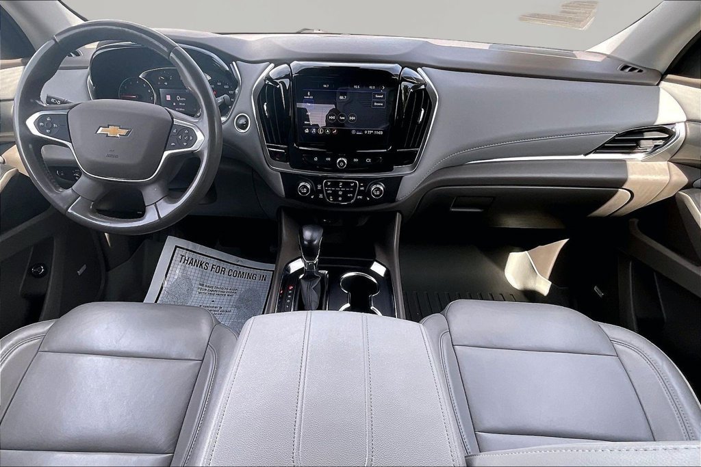 Used 2021 Chevrolet Traverse LT w/ LT Premium Package AWD/4WD image 7