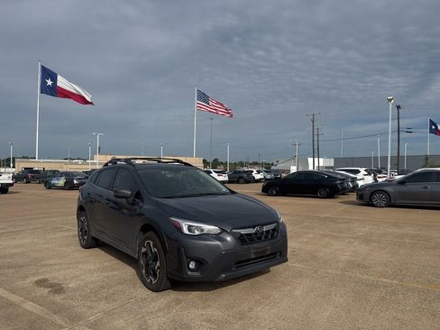 Used 2023 Subaru Crosstrek 2.5i Limited AWD/4WD image 1